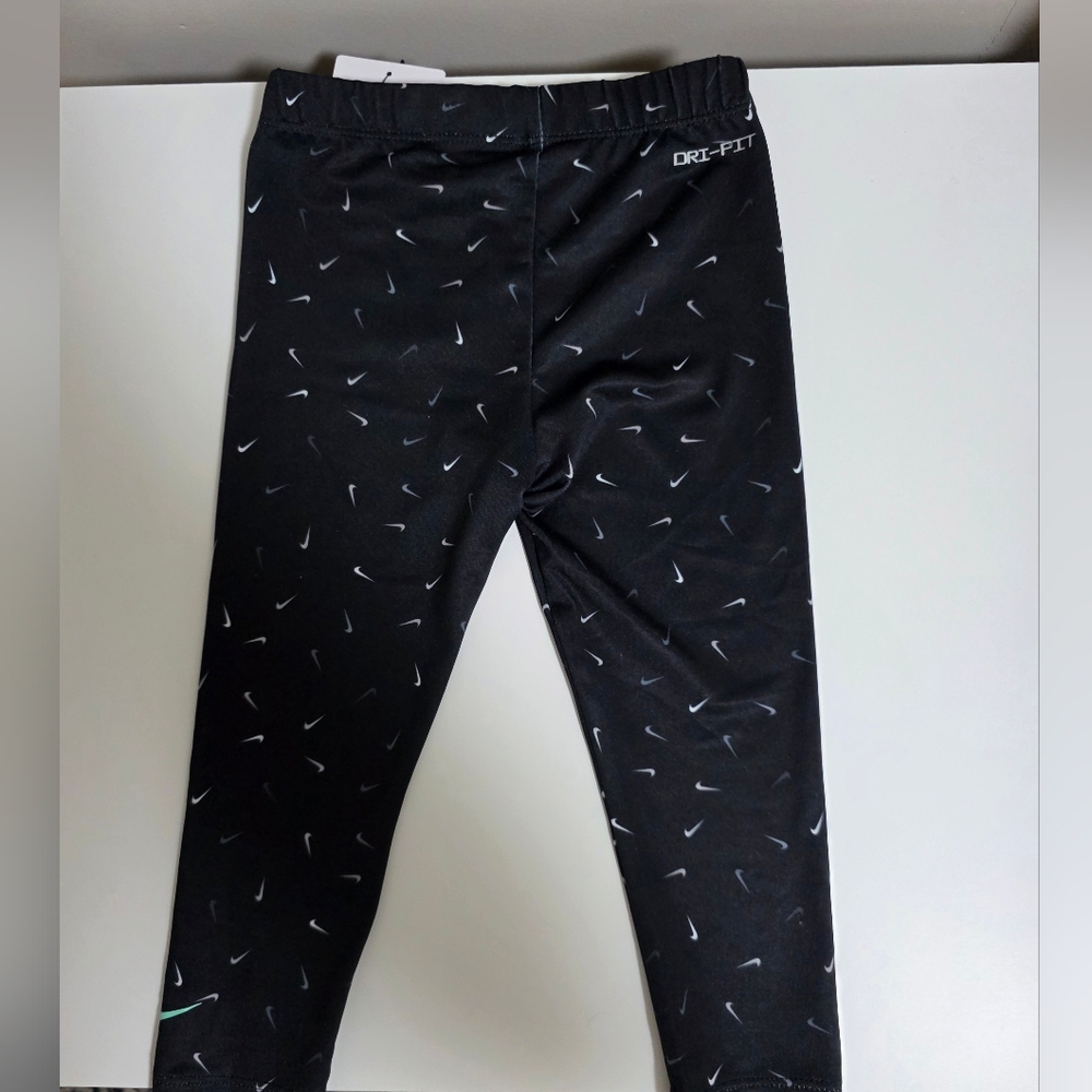 Nike Kids Black and White Patterned Leggings NWT